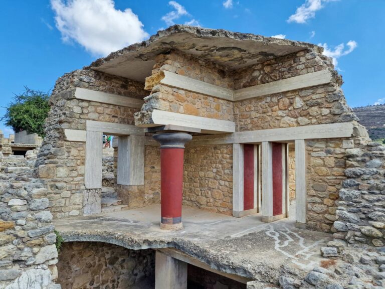 Knossos minoische Säule Rekonstruktion