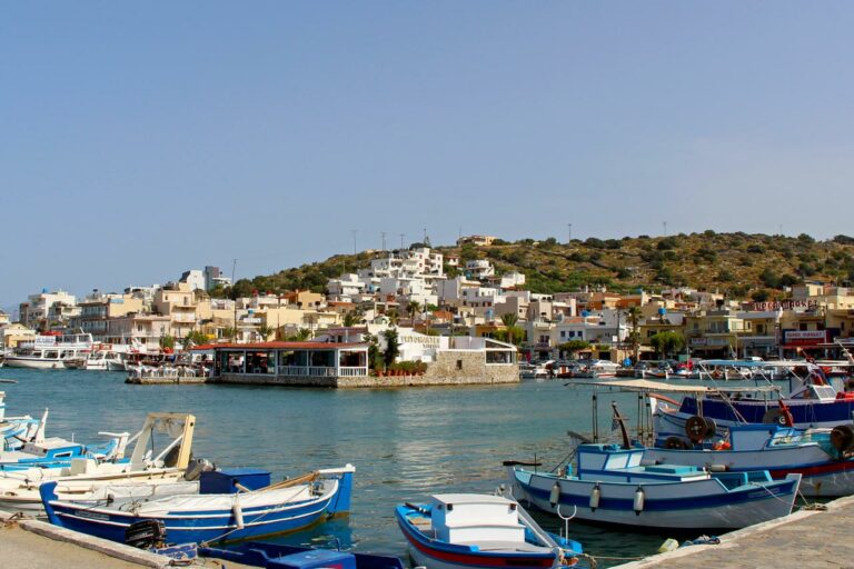 Taverne in Elounda am Hafen